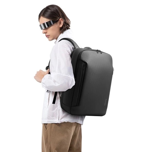 Rynex BANGE BG-3057 lifestyle shot, functional green backpack with organized compartments, durable high-density polyester for professionals and students