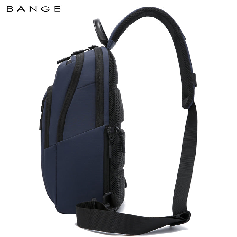 Bange 7868 sling bag zip detail
