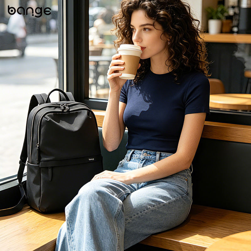 Bange LY506 Women's Laptop Backpack - Lifestyle